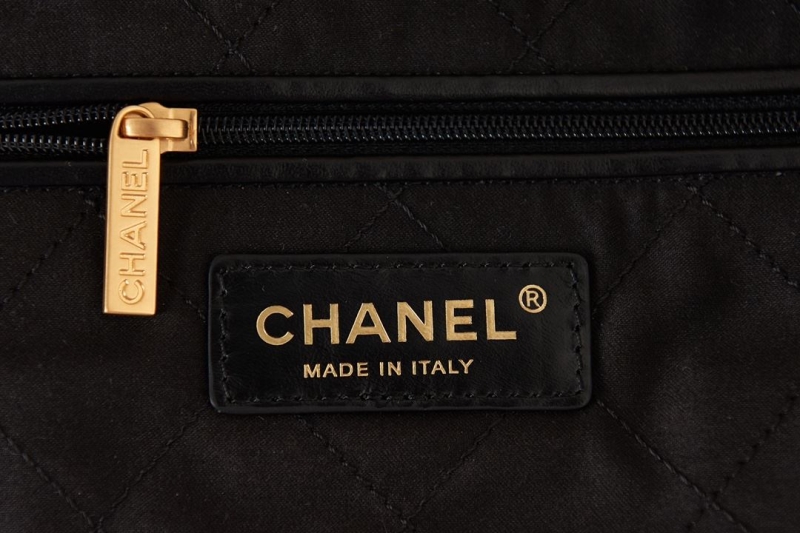 Ch**el hobo 22 bags